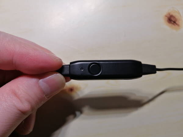 LBT-F11I エレコム セミオープン型 ワイヤレスイヤホン